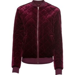 Kurtka bomberka aksamitna bonprix ciemnoczerwony. Czerwone kurtki damskie marki bonprix, bez wzorów, bez kaptura. Za 109,99 zł.