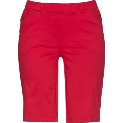 Bermudy z elastycznym paskiem bonprix czerwony. Czerwone szorty damskie bonprix. Za 64,99 zł.