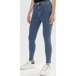 Niebieskie Jeansy Skinny Melilea. Niebieskie jeansy damskie Born2be, s. Za 99,99 zł.