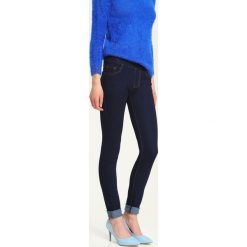 LEGGINSY DAMSKIE GŁADKIE. Niebieskie legginsy damskie TROLL, bez wzorów. W wyprzedaży za 39,99 zł.
