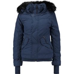 Khujo Kurtka zimowa mistyblue. Niebieskie kurtki damskie marki khujo, na zimę, s, z poliesteru. W wyprzedaży za 367,95 zł.