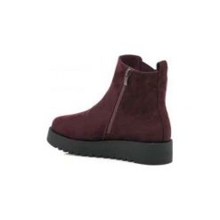 Botki MTNG BOTINES MICROFIBRA BURGUNDY 58452. Czerwone botki damskie mtng, bez obcasa, bez zapięcia. Za 125,74 zł.