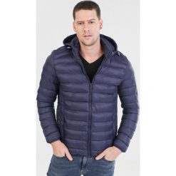 Granatowa Kurtka Nymreia. Niebieskie kurtki męskie Born2be, xl, bez wzorów, bez kaptura. Za 189,99 zł.