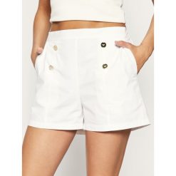 Szorty materiałowe Emporio Armani 262482 0P321 00010. Białe szorty damskie Emporio Armani, xs, bez wzorów, z bawełny. Za 499,00 zł.