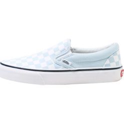 Vans CLASSIC SLIPON Półbuty wsuwane baby blue/true white. Niebieskie półbuty damskie wsuwane Vans, ze skóry ekologicznej, na niskim obcasie. Za 279,00 zł.