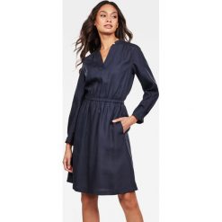 G-Star Raw - Sukienka. Sukienki damskie G-Star RAW, na co dzień, xs, bez wzorów, z lyocellu, retro, bez kołnierzyka, z długim rękawem, długie, mini, rozkloszowane. W wyprzedaży za 359,90 zł.