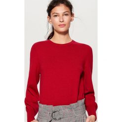 Sweter z marszczonymi rękawami - Czerwony. Czerwone swetry klasyczne damskie marki Mohito, l. Za 79,99 zł.