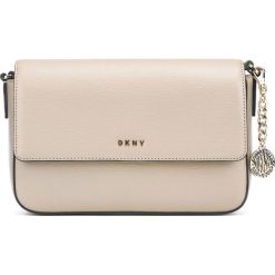 DKNY Bryant Medium Cross body bag Beżowy. Brązowe torebki klasyczne damskie DKNY, w paski, ze skóry, bez dodatków. Za 748,95 zł.