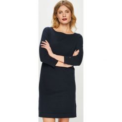 Tommy Hilfiger - Sukienka. Niebieskie sukienki damskie dzianinowe marki TOMMY HILFIGER, na co dzień, s, casualowe, z okrągłym kołnierzem, mini, proste. Za 649,90 zł.