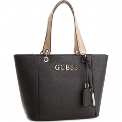 Torebka GUESS - Kamryn HWBL66 91230 BLA. Czarne torebki klasyczne damskie marki Guess, z aplikacjami, ze skóry ekologicznej, duże. Za 629,00 zł.