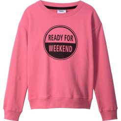 Bluza dresowa bonprix pastelowy jasnoróżowy z nadrukiem. Różowe bluzy dziewczęce marki bonprix, z nadrukiem, z bawełny, z długim rękawem, długie, bez kaptura. Za 44,99 zł.