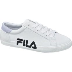Tenisówki damskie Fila białe. Białe trampki i tenisówki damskie Fila, bez wzorów, z gumy, bez zapięcia. Za 89,90 zł.