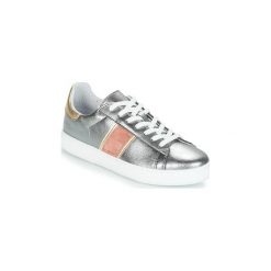 Buty André FRISBEE. Szare trampki i tenisówki damskie marki Andre, bez wzorów, bez zapięcia. Za 175,20 zł.
