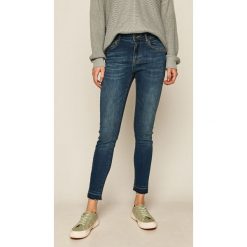 Medicine - Jeansy Basic. Niebieskie jeansy damskie MEDICINE, bez wzorów, z elastanu. Za 159,90 zł.