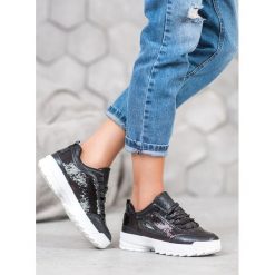 Sneakersy w cekiny. Sneakersy damskie SHELOVET, ze skóry ekologicznej. Za 79,00 zł.
