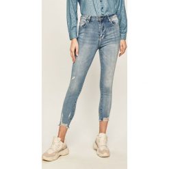 Answear - Jeansy. Niebieskie jeansy damskie ANSWEAR, l, bez wzorów, z elastanu, z podwyższonym stanem. Za 129,90 zł.