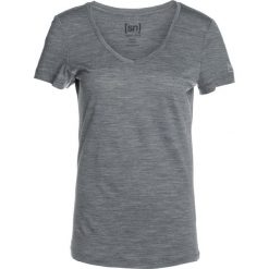Super.natural BASE VNECK TEE Tshirt basic quiet shade melange. Szare topy sportowe damskie marki super.natural, xl, z poliesteru. Za 209,00 zł.
