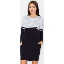 Sukienka casualowa z kieszeniami czarna, napisy przy dekolcie - XXL. Czarne sukienki damskie e-margeritka.pl, na imprezę, xxl, z napisami, z elastanu, z kontrastowym kołnierzykiem, z długim rękawem, długie. Za 120,99 zł.
