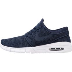 Nike SB STEFAN JANOSKI MAX Tenisówki i Trampki obsidian/mineral gold. Niebieskie tenisówki damskie marki Nike SB, z tworzywa sztucznego. W wyprzedaży za 399,20 zł.