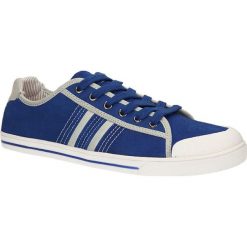 Trampki mckey r14-m-sp-165-ro. Trampki męskie Mckey, bez wzorów, bez zapięcia. W wyprzedaży za 59,99 zł.