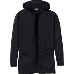Dłuższy sweter bez zapięcia bonprix czarny. Czarne swetry męskie bonprix, s, bez wzorów, bez kołnierzyka, bez kaptura. Za 99,99 zł.