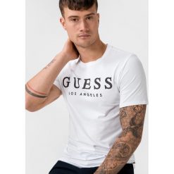 Guess Koszulka Biały. Białe podkoszulki męskie Guess, xl, z nadrukiem, z elastanu, z krótkim rękawem. Za 159,95 zł.