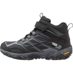 Merrell MOAB FST POLAR MID A/C ARCTIC GRIP Śniegowce black. Czarne kozaki dziewczęce Merrell, z gumy. W wyprzedaży za 189,50 zł.