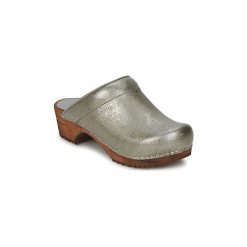 Chodaki Sanita CLASSIC PATENT. Szare klapki damskie Sanita, bez wzorów, bez obcasa. W wyprzedaży za 181,30 zł.