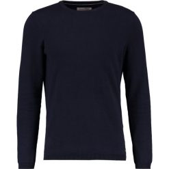 Swetry klasyczne męskie: TOM TAILOR DENIM GRINDLE BASIC PLUS CREWNECK Sweter night sky blue