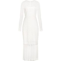 Three Floor SLEEVE GOWN Suknia balowa offwhite. Białe sukienki damskie marki Three Floor, bez wzorów, z poliesteru, wizytowe, bez kołnierzyka, bez rękawów. W wyprzedaży za 783,65 zł.