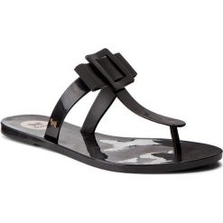 Japonki ZAXY - Fluffy Thong Fem 82090 Black 90112. Czarne klapki damskie Zaxy, bez wzorów, z tworzywa sztucznego, bez obcasa. W wyprzedaży za 59,00 zł.