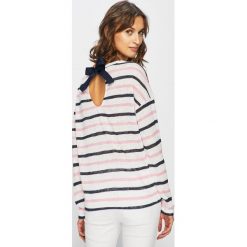Only - Bluzka. Białe bluzki damskie marki ONLY, s, bez wzorów, z poliesteru, casualowe, z okrągłym kołnierzem, bez rękawów. Za 89,90 zł.