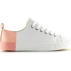 Trampki dwukolorowe białe BK378 White / Bare Pink. Białe trampki i tenisówki damskie ButyModne, bez wzorów, z tkaniny, na sznurówki. W wyprzedaży za 79,00 zł.