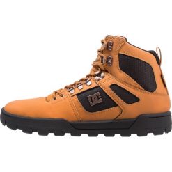 Buty zimowe męskie: DC Shoes SPARTAN HIGH WR BOOT Botki sznurowane wheat/dark chocolate