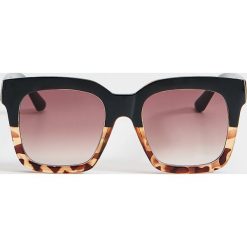 Okulary przeciwsłoneczne w stylu retro - Wielobarwny. Okulary przeciwsłoneczne damskie Mohito, retro. Za 59,99 zł.