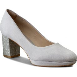 Półbuty CLARKS - Kelda Hope 261235484 Grey/Blue Suede. Szare półbuty damskie skórzane marki Clarks, na obcasie. W wyprzedaży za 269,00 zł.