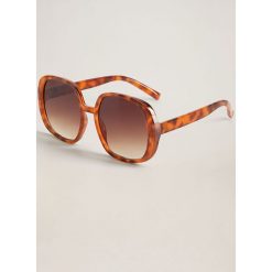 Mango - Okulary przeciwsłoneczne Olina. Pomarańczowe okulary przeciwsłoneczne damskie Mango. W wyprzedaży za 49,90 zł.