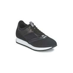 Buty Bikkembergs RUNN-ER 622 LEATHER. Czarne trampki męskie Bikkembergs, bez wzorów, bez zapięcia. Za 735,20 zł.
