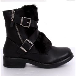 Botki z futerkiem czarne 1061A-PA Black. Czarne botki damskie ButyModne, ze skóry ekologicznej, militarne, przed kolano, na wysokim obcasie, na obcasie, na zamek. W wyprzedaży za 99,00 zł.