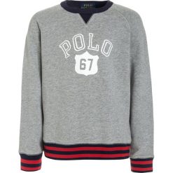 Polo Ralph Lauren GRAPHIC Bluza andover heather. Szare bluzy chłopięce Polo Ralph Lauren, z bawełny. W wyprzedaży za 255,20 zł.