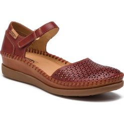 Sandały PIKOLINOS - W8K-0792 Sandia. Czerwone klapki damskie marki Pikolinos, bez wzorów, ze skóry, bez obcasa, na obcasie. Za 489,00 zł.
