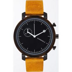 Kerbholz FRANZ Zegarek chronograficzny mustard. Pomarańczowe zegarki męskie marki Kerbholz. Za 839,00 zł.
