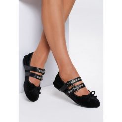 Czarne Balerinki Bead And Reel. Czarne baleriny damskie Renee, w paski, ze skóry, bez obcasa, na płaskiej podeszwie. Za 39,99 zł.