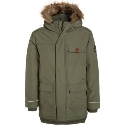 Quiksilver SEASONAL RAIN Płaszcz zimowy four leaf clover. Zielone kurtki chłopięce marki Quiksilver, na zimę, z materiału. W wyprzedaży za 356,85 zł.
