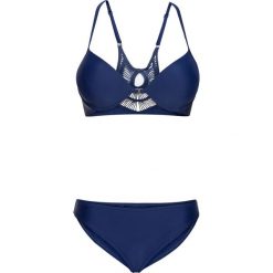 Bikini na fiszbinach (2 części) bonprix niebieski. Niebieskie stroje kąpielowe damskie bonprix, w koronkowe wzory, z koronki. Za 47,99 zł.