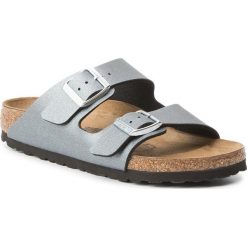 Klapki BIRKENSTOCK - Arizona BS 1014285 Ice Metallic Anthracite. Szare klapki damskie Birkenstock, bez wzorów, ze skóry ekologicznej, bez obcasa. Za 279,00 zł.