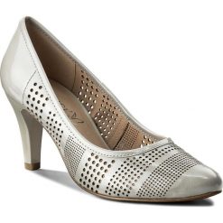 Półbuty CAPRICE - 9-22502-20 Lt Grey Patent 242. Szare półbuty damskie marki Caprice, bez wzorów, ze skóry ekologicznej, eleganckie, bez obcasa, na obcasie, bez zapięcia. W wyprzedaży za 199,00 zł.