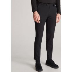 Eleganckie spodnie super slim fit - Czarny. Czarne spodnie męskie Reserved, m, eleganckie. Za 129,99 zł.