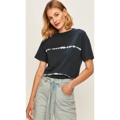 Answear - T-shirt. Czarne bluzki damskie ANSWEAR, s, bez wzorów, z bawełny, casualowe, z okrągłym kołnierzem. Za 49,90 zł.