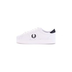 Buty Fred Perry B5141. Białe trampki męskie Fred Perry, bez wzorów, bez zapięcia. Za 573,42 zł.